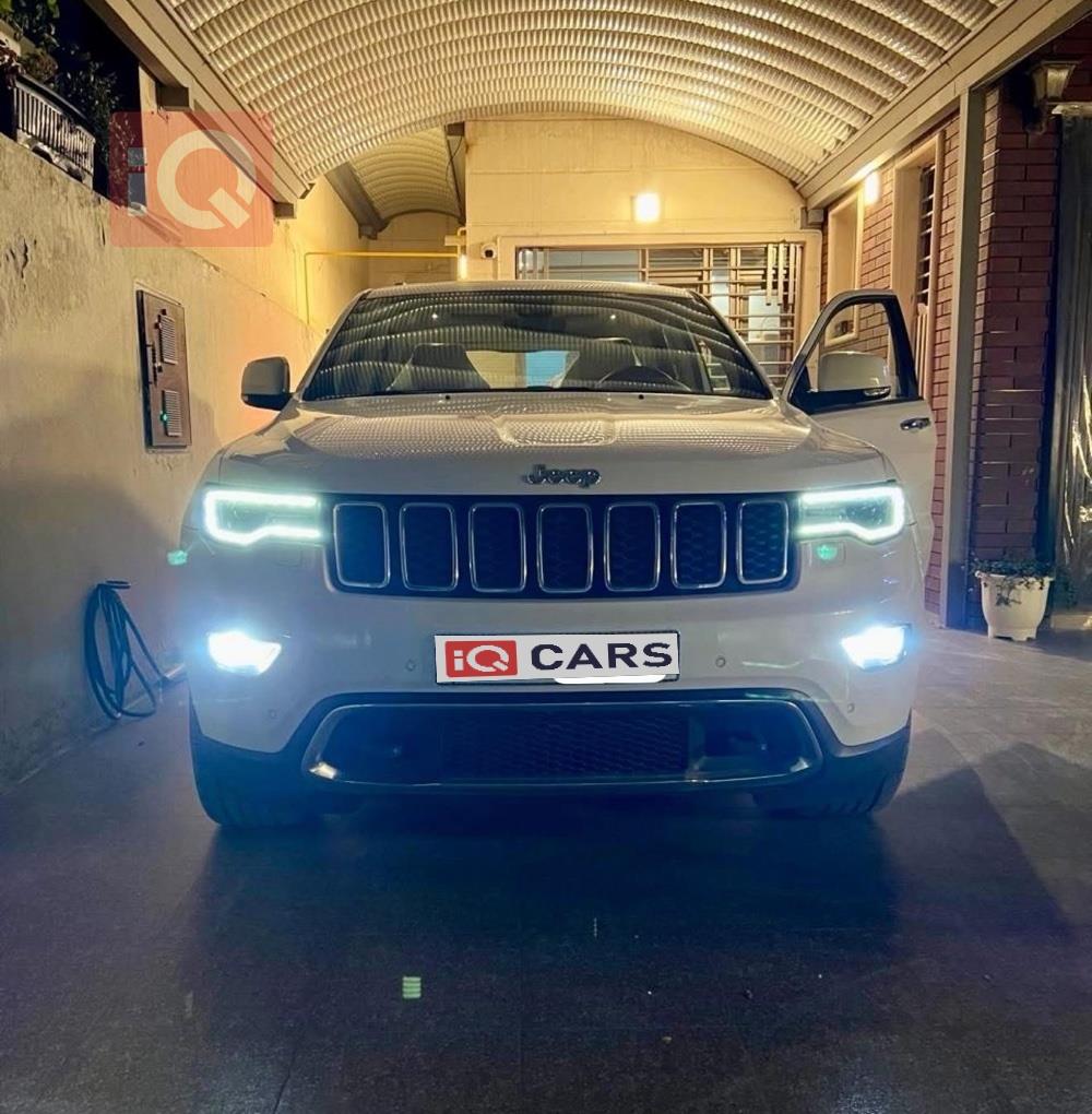 جيب جراند شيروكي